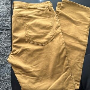 Men’s Banana Republic Travel Jean Yellow Slim Fit 36 x 32